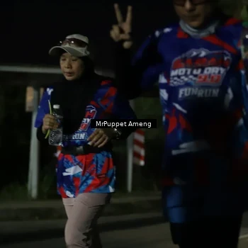 Runner Photo 6043070