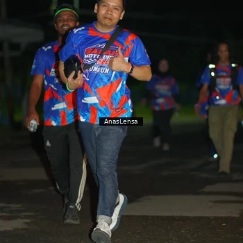 Runner Photo 6043092