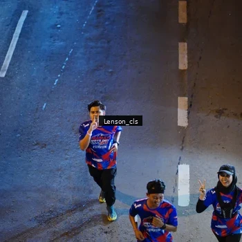 Runner Photo 6043099