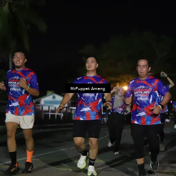 Runner Photo 6043108