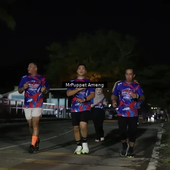 Runner Photo 6043113