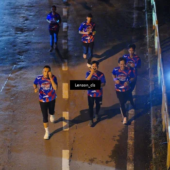 Runner Photo 6043117