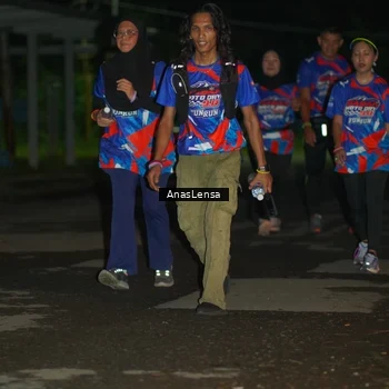 Runner Photo 6043118