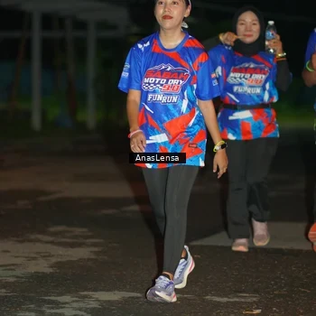 Runner Photo 6043121