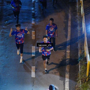 Runner Photo 6043132