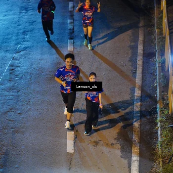 Runner Photo 6043142