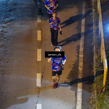 Runner Photo 6043143