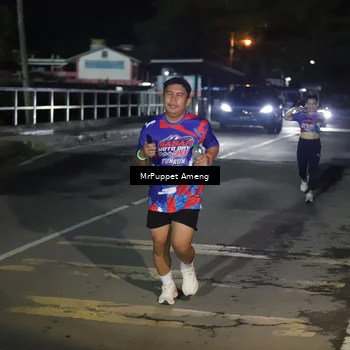 Runner Photo 6043199
