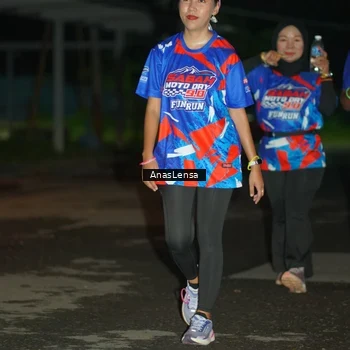 Runner Photo 6043222
