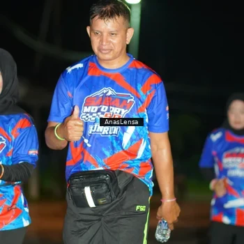 Runner Photo 6043248