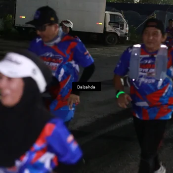 Runner Photo 6043258