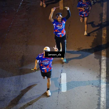 Runner Photo 6043259