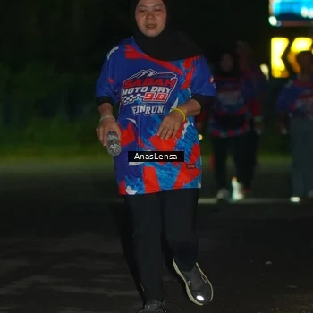 Runner Photo 6043276