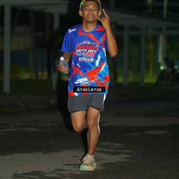 Runner Photo 6043287