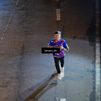 Runner Photo 6043311