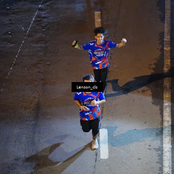 Runner Photo 6043313
