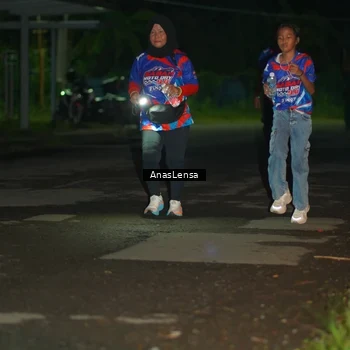 Runner Photo 6043314