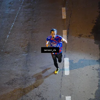 Runner Photo 6043317