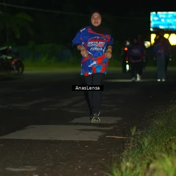 Runner Photo 6043335