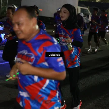 Runner Photo 6043355