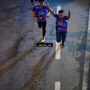 Runner Photo 6043363