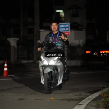 Runner Photo 6043370