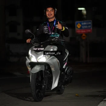 Runner Photo 6043373