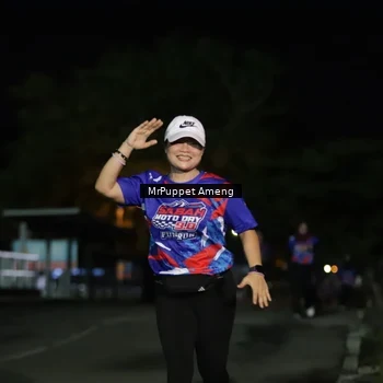 Runner Photo 6043387