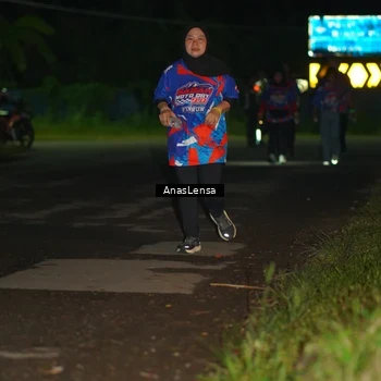 Runner Photo 6043397