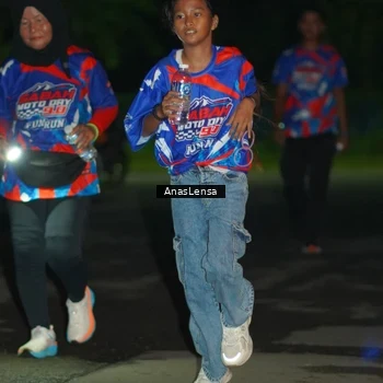 Runner Photo 6043429