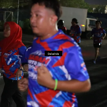 Runner Photo 6043431