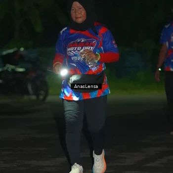 Runner Photo 6043433