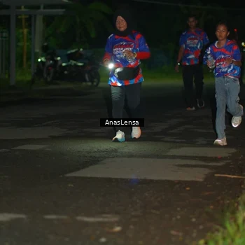 Runner Photo 6043438