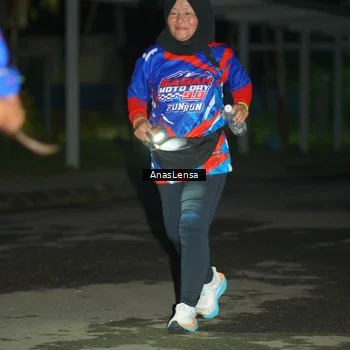 Runner Photo 6043471