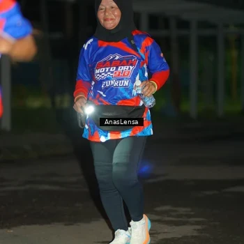 Runner Photo 6043483