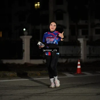 Runner Photo 6043500