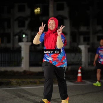 Runner Photo 6043503