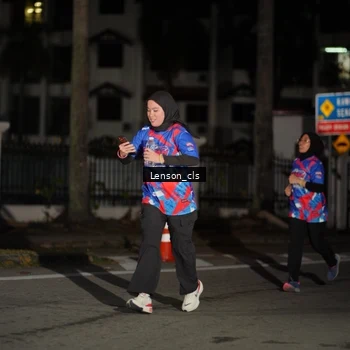 Runner Photo 6043515