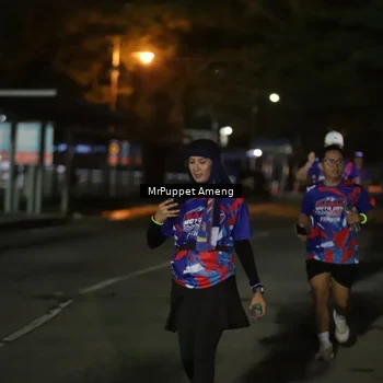 Runner Photo 6043568
