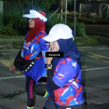 Runner Photo 6043575