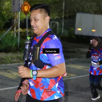Runner Photo 6043576