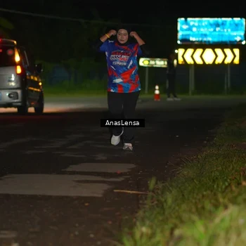 Runner Photo 6043581