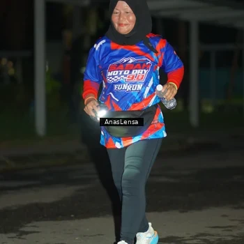 Runner Photo 6043602