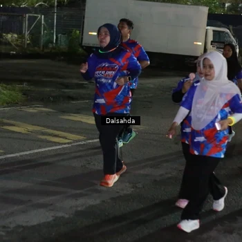 Runner Photo 6043609