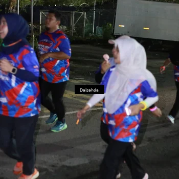 Runner Photo 6043636