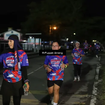Runner Photo 6043648