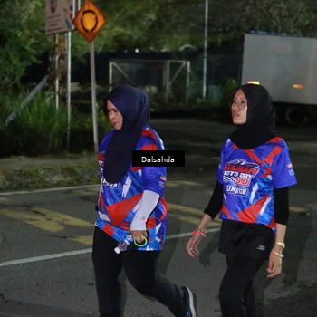 Runner Photo 6043653