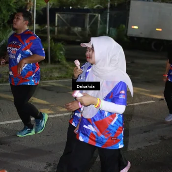Runner Photo 6043666