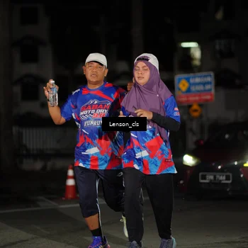 Runner Photo 6043673