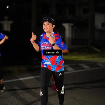 Runner Photo 6043752